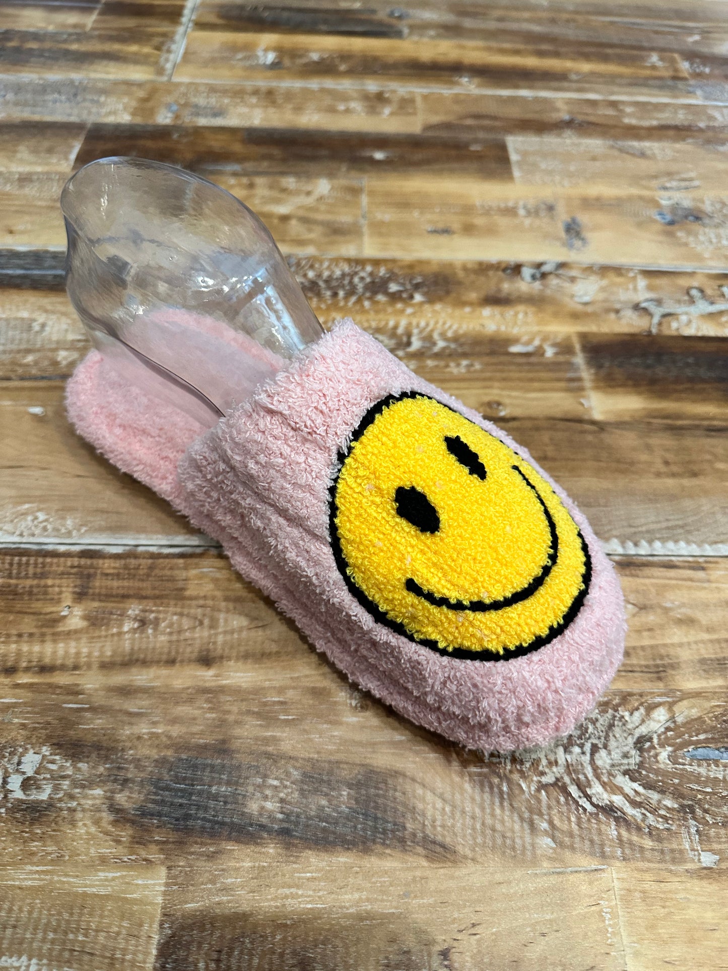 ComfyLuxe Smiley Slippers- Blush