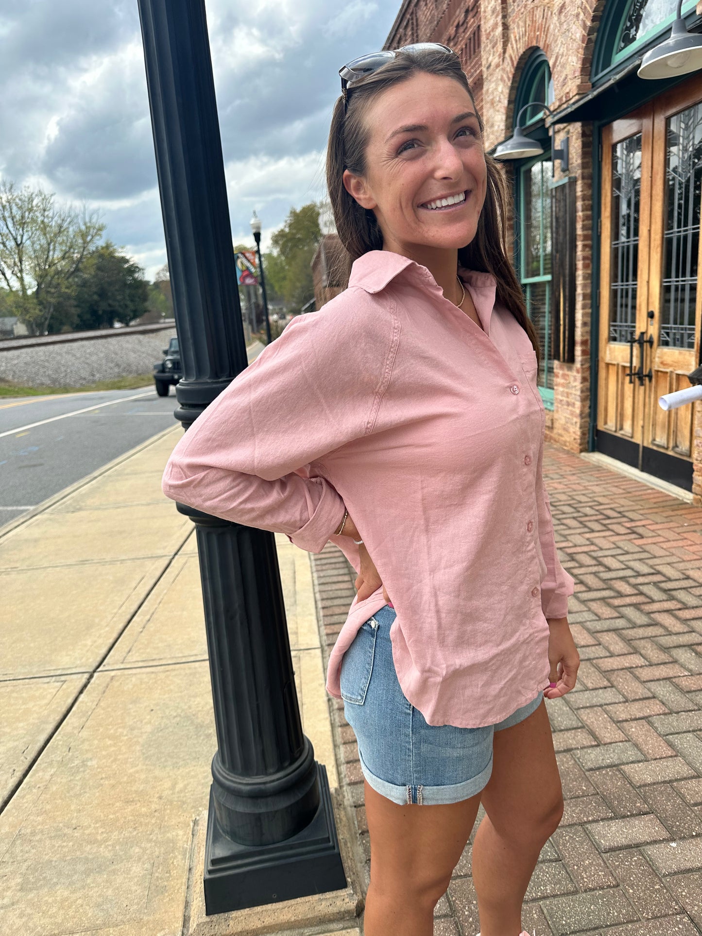 The Perfect Linen Top-Pink Smoke