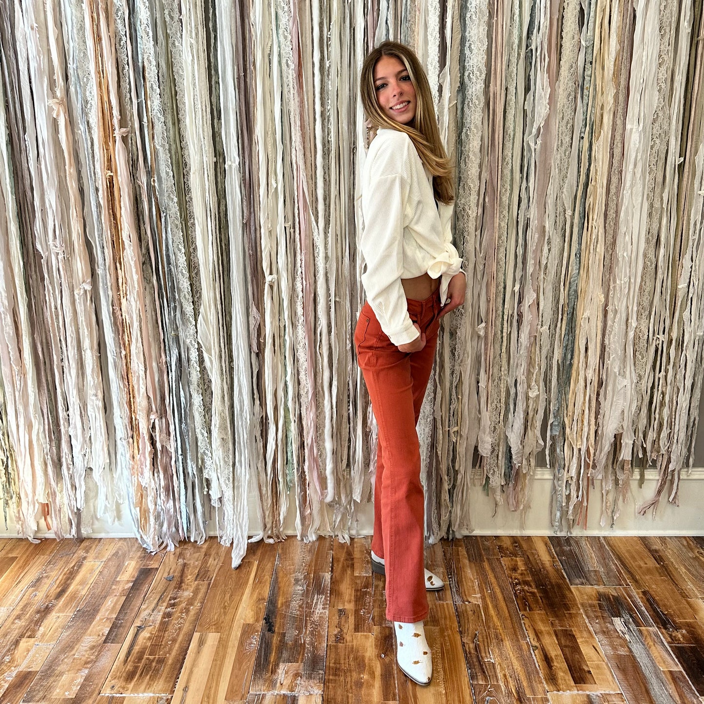 Slim boot cut in Terracotta