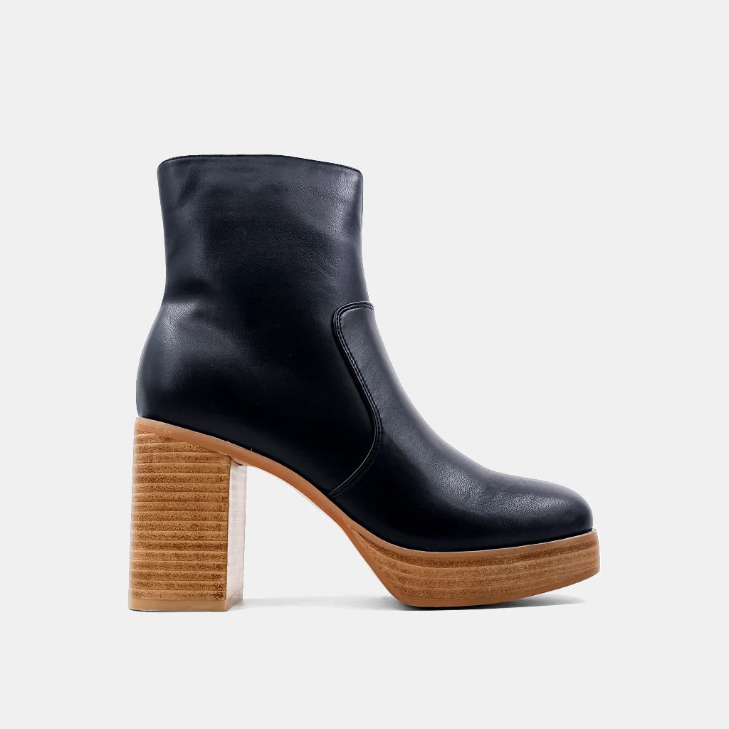 Shu Shop Vernita Ankle Boot in Black