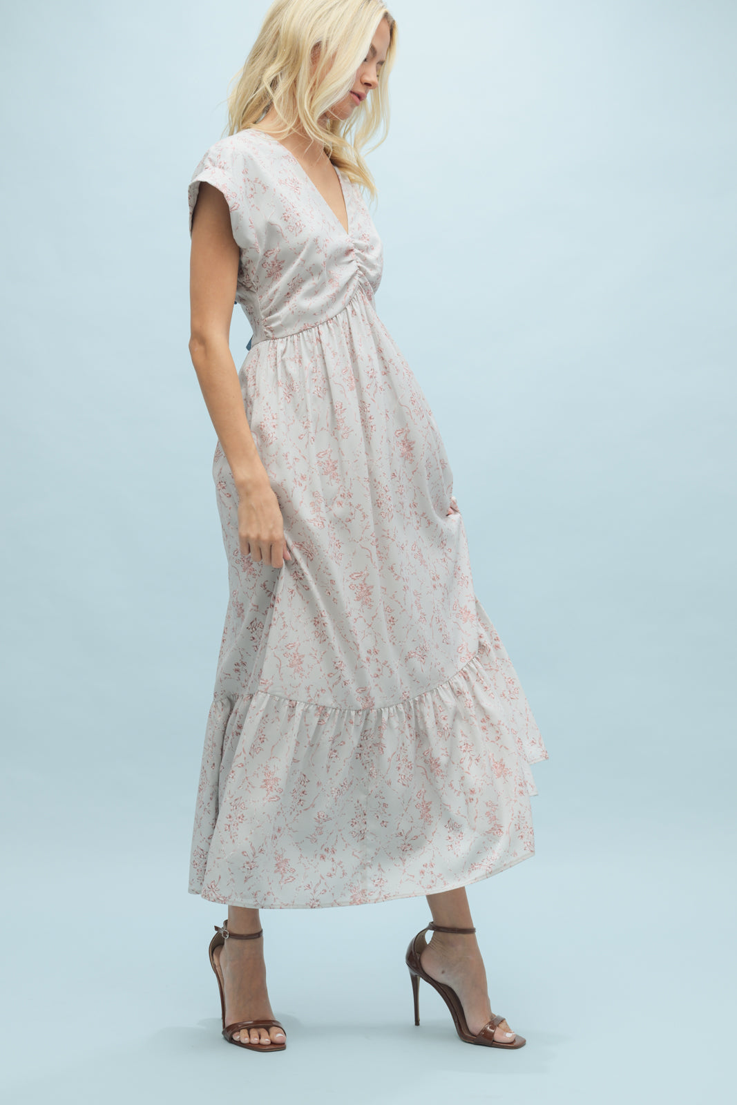 Wishlist FLORAL CINCH-FRONT MIDI DRESS