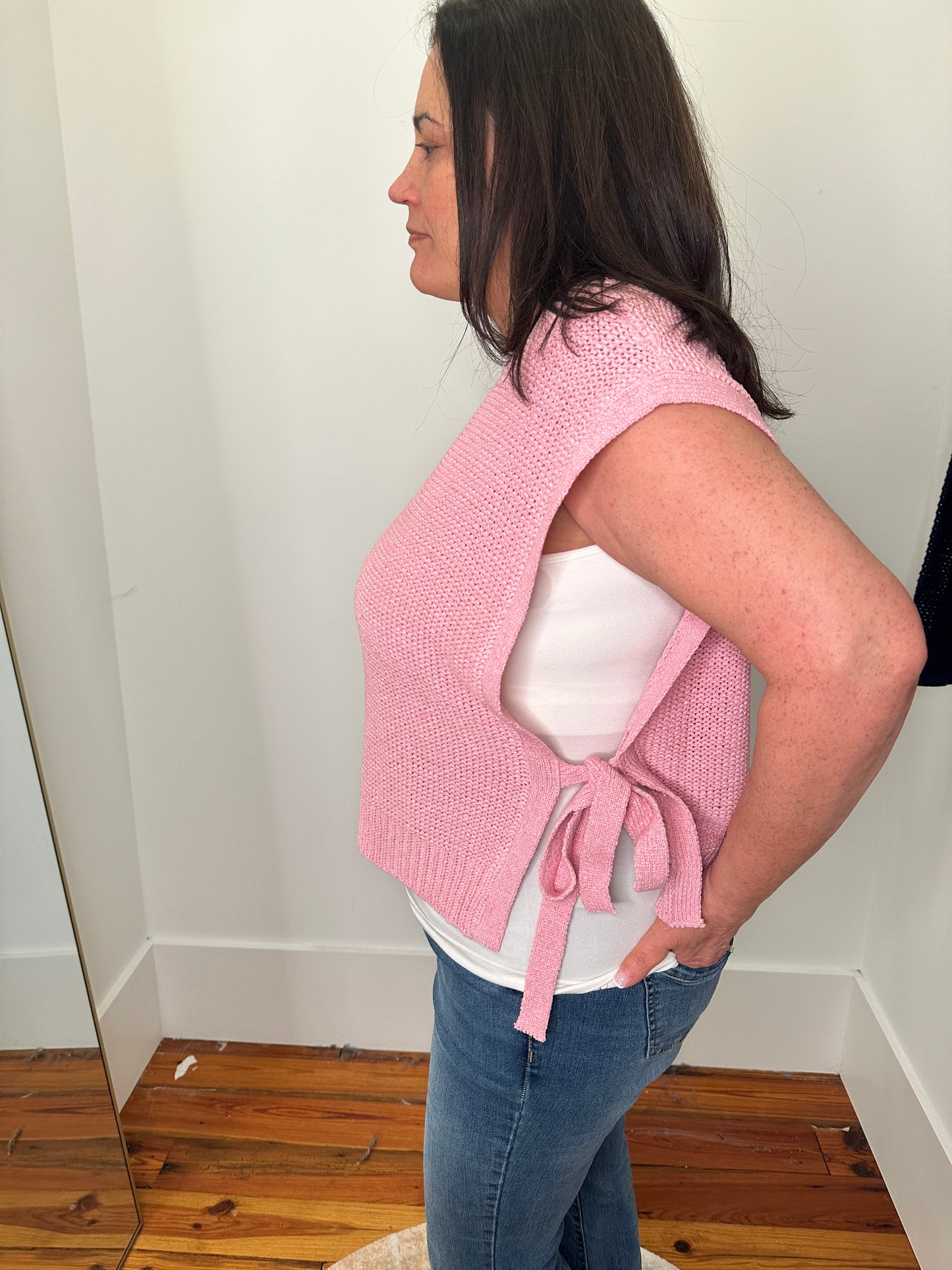 TIE IT UP Vest- Bubblegum