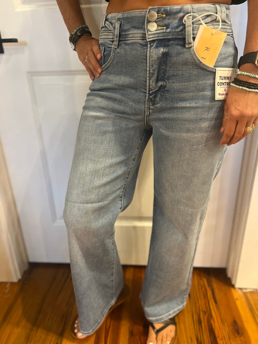 Risen High rise jeans