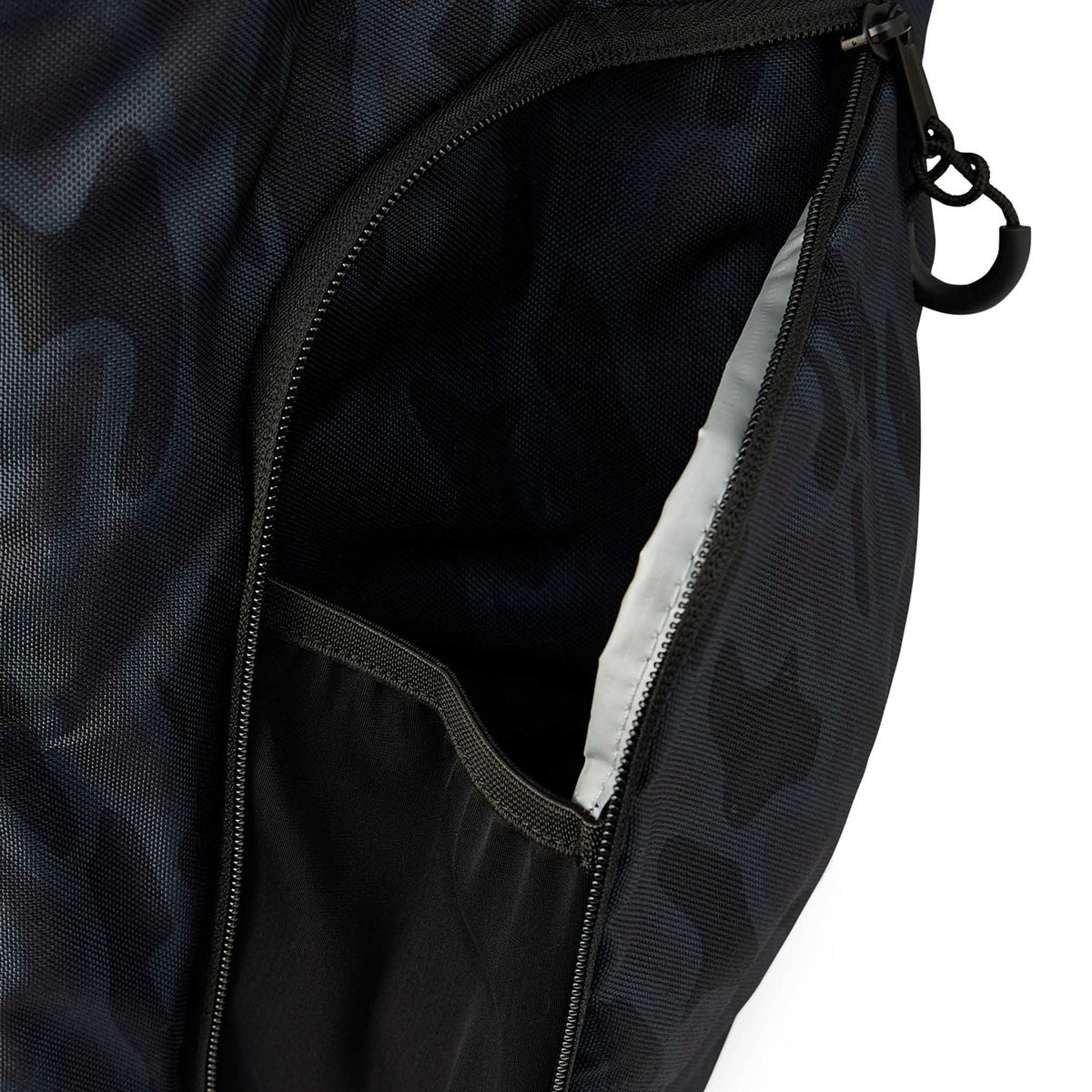 Burlebo Cooler Bag- Black Camo