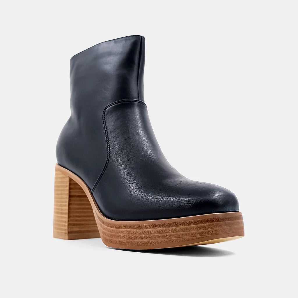 Shu Shop Vernita Ankle Boot in Black