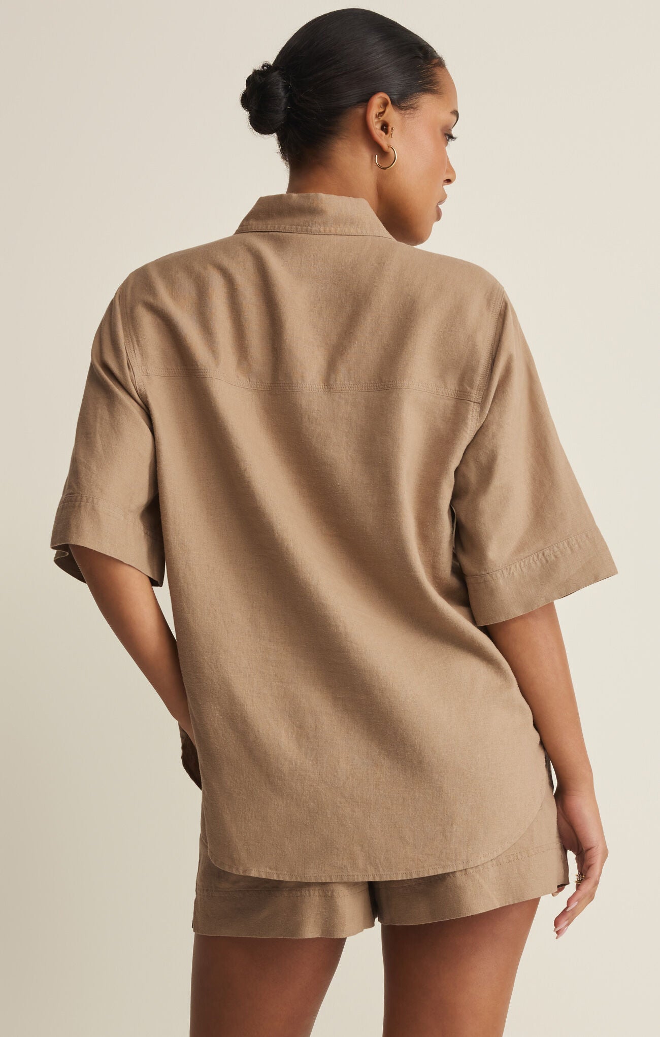 Expedition top in taro